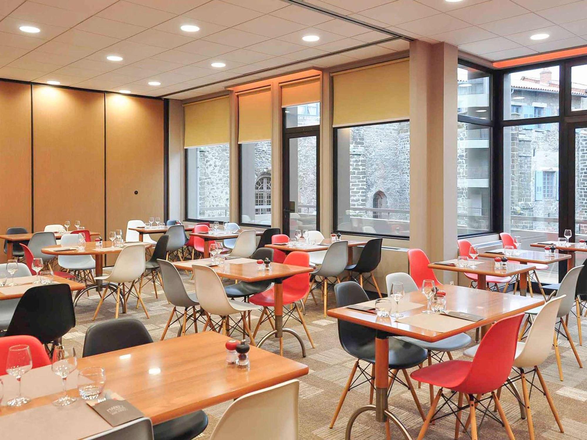 Hotel Ibis Le Puy-En-Velay Centre Exterior foto