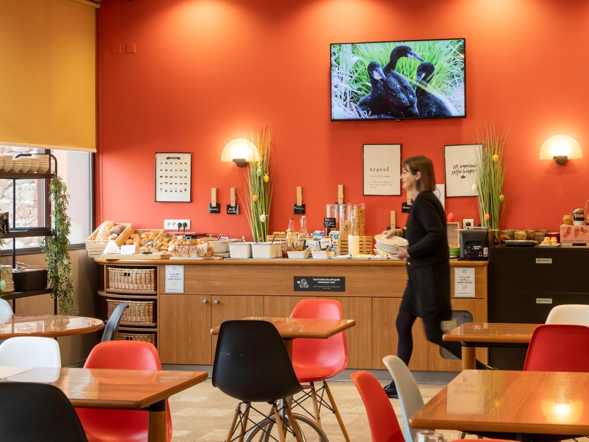 Hotel Ibis Le Puy-En-Velay Centre Exterior foto